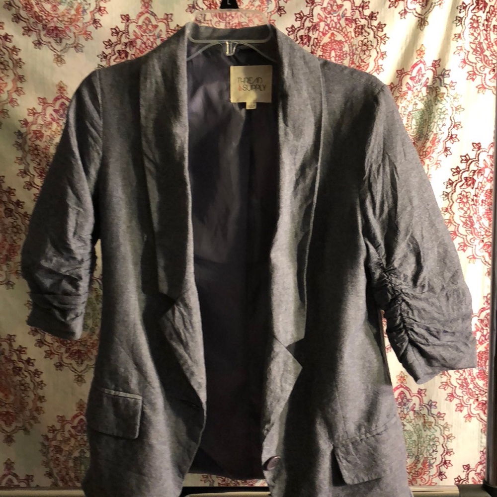 Thread & Supply chambray blazer size large